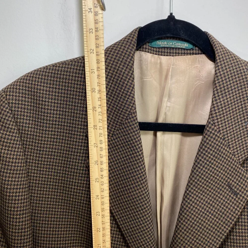 Vintage Marshall Fields 100% Wool Sport Coat Men‎ 40R Brown Herringbone 3 Button